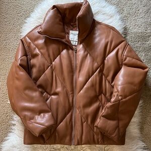 Abercrombie Oversized Vegan Leather Diamond Puffer